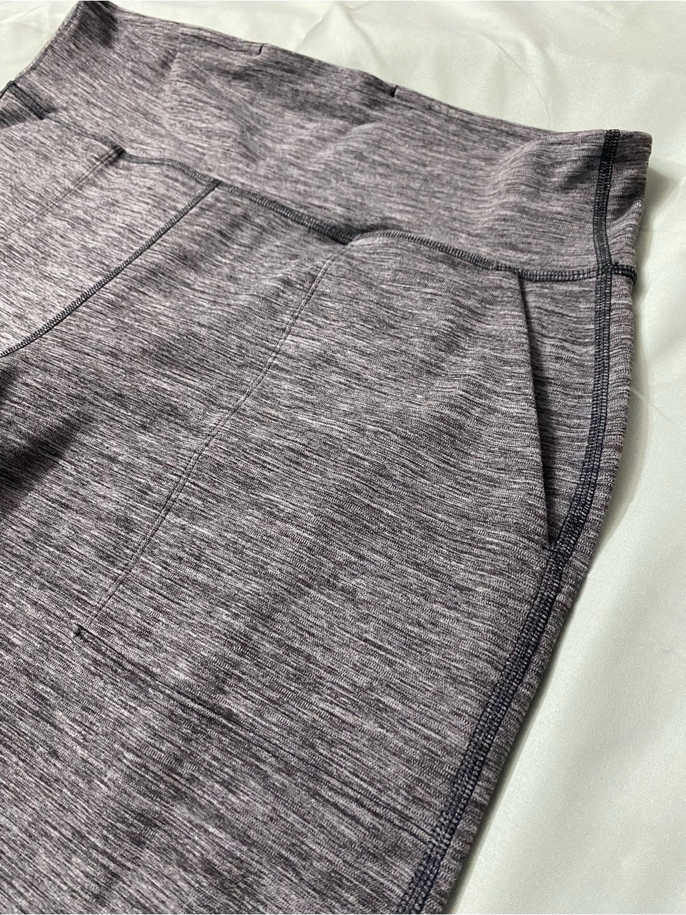 Lululemon Align High-Rise Cropped Jogger Heathered Space Gray  POCKETS- Size 12 - Picture 2 of 9